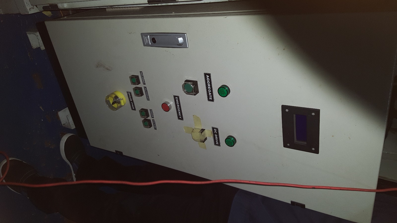 Pembuatan Panel Operator