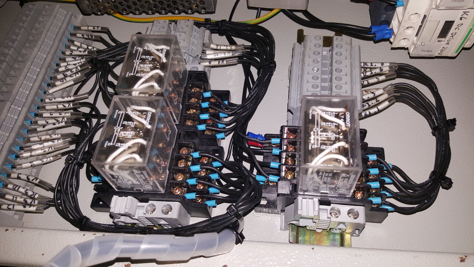 Wiring Relay dan Terminal Control
