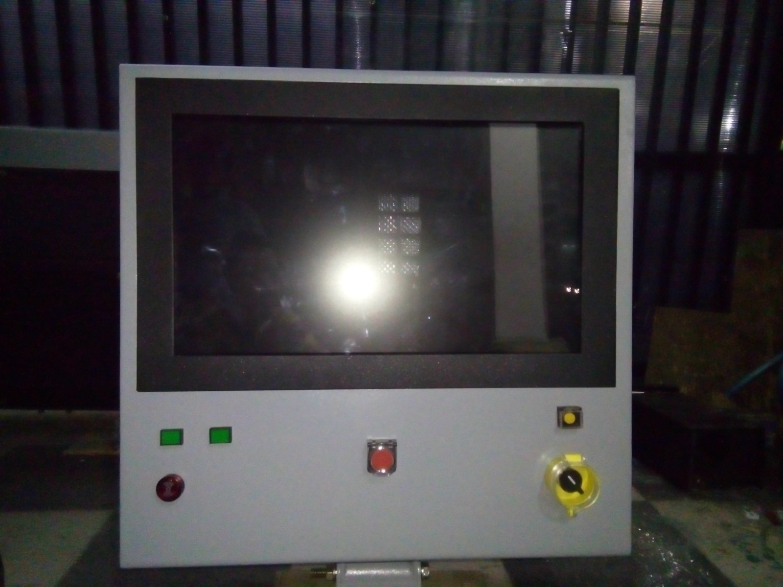 Tampilan Panel Anjungan